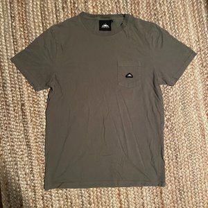 PENFIELD MENS SHORT SLEEVE T-SHIRT SMALL OLIVE GREEN